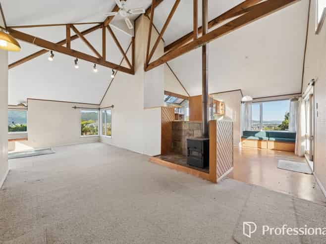 5 Hill Road, Belmont