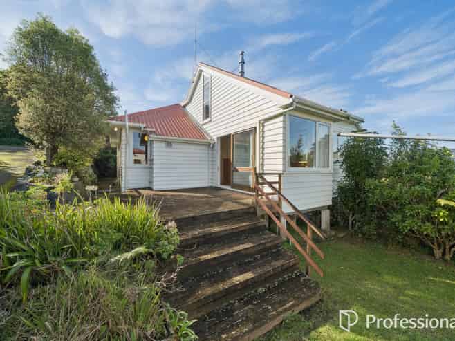 5 Hill Road, Belmont