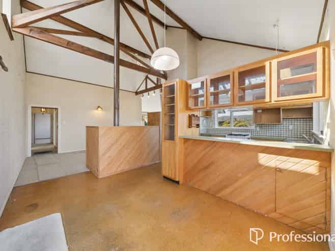 5 Hill Road, Belmont