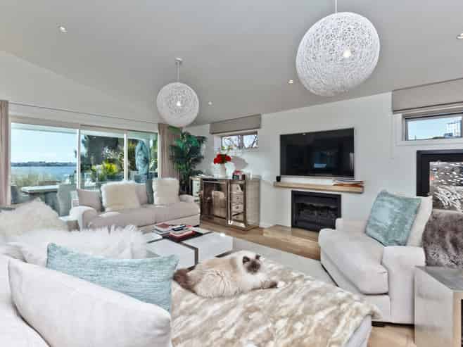 Auckland - Address withheld