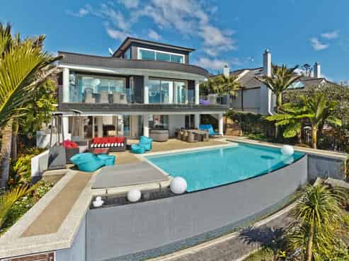Auckland - Address withheld