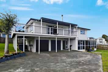 132 Aviemore Drive, Highland Park