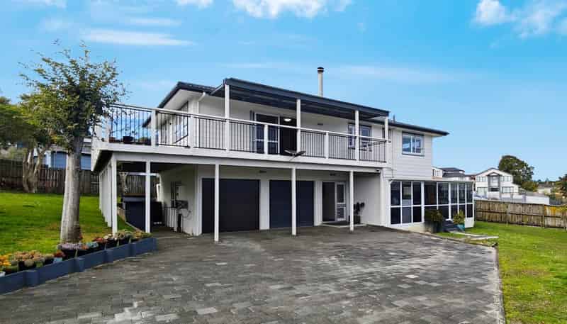 132 Aviemore Drive, Highland Park