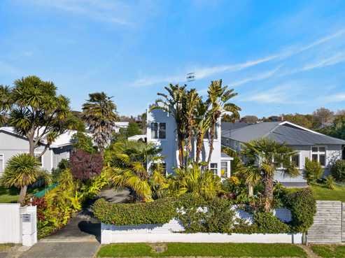 170 Vigor Brown Street, Napier South