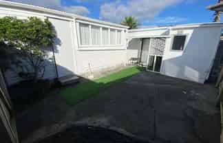 51 Captain Scott Road, Glen Eden
