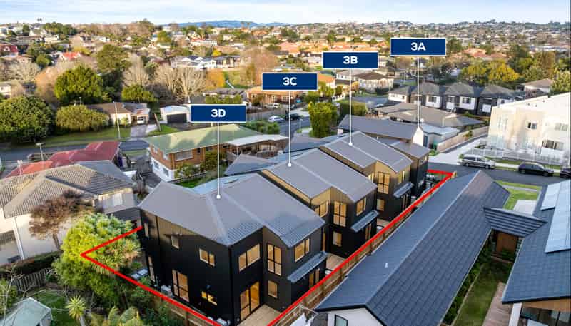 3A, 3B and Towra Place, Botany Downs