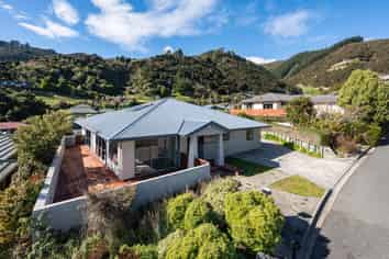 9 Springlea Heights, Atawhai