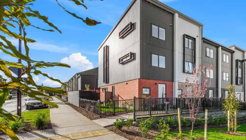 10/60 Selo Street, Glen Eden