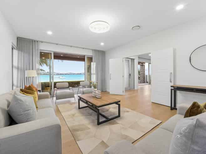 9  The Parade, Bucklands Beach