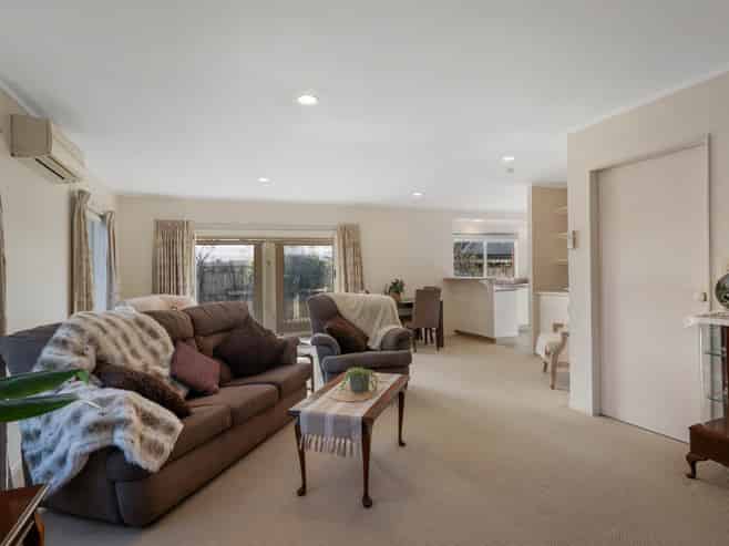 2/32 Park Road, Katikati