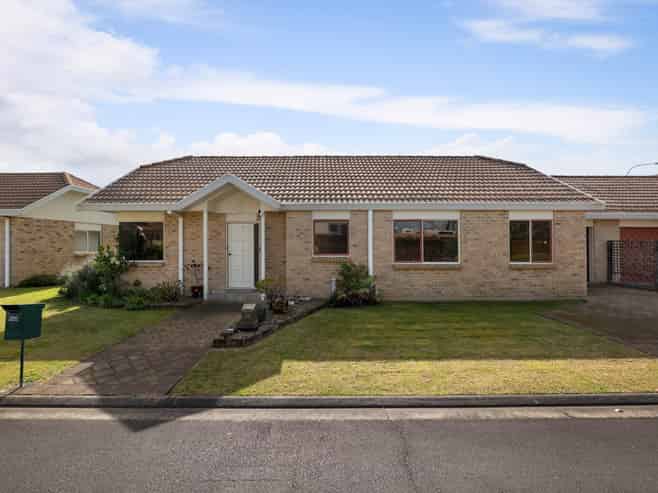 2/32 Park Road, Katikati