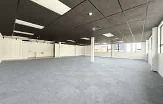 Competitive Rates Modern Open Plan Office | 196 m2