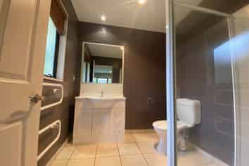11 Annaby Drive, Northwood
