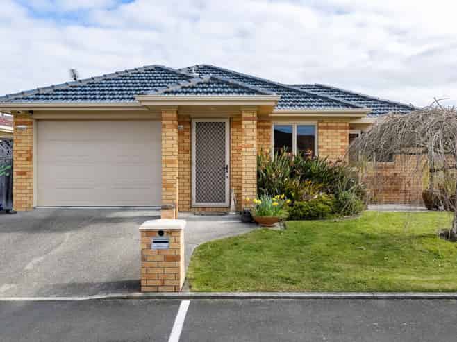 24 Sovereign Isle Lane, Rototuna
