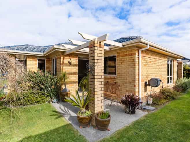 24 Sovereign Isle Lane, Rototuna