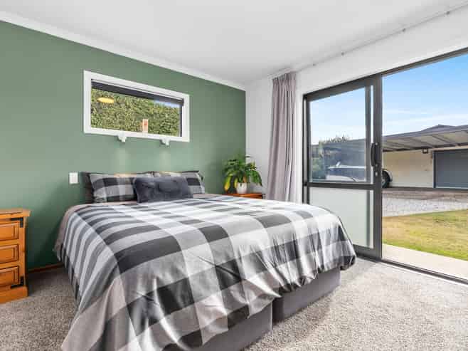 19 Reid Avenue, Luggate
