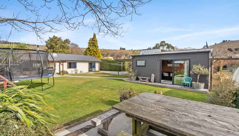 19 Reid Avenue, Luggate