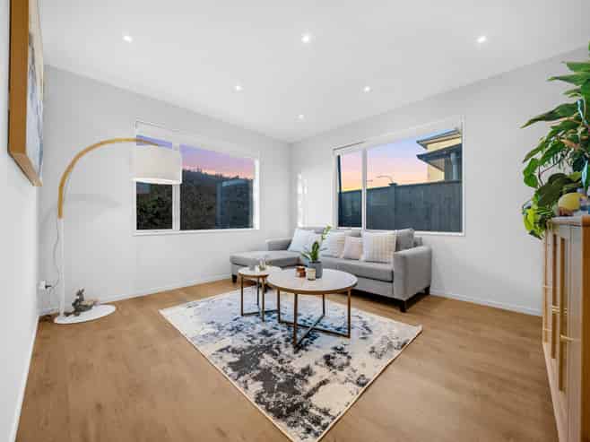 55 Kerrykeel Drive, Flat Bush