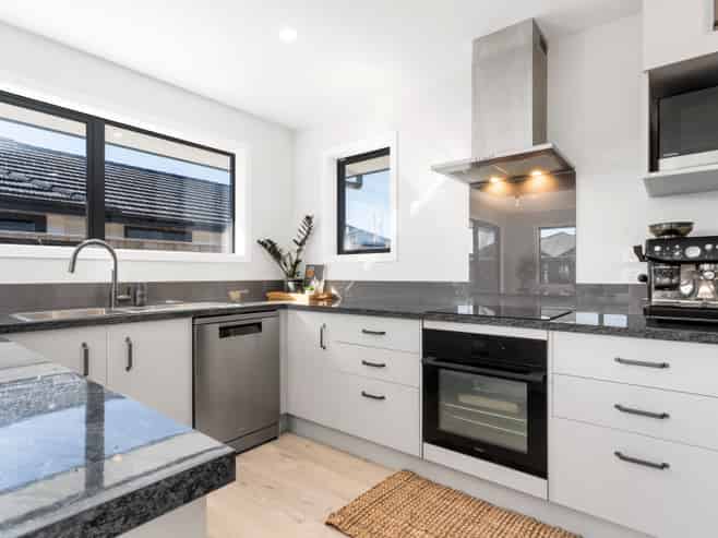 4 Mehrtens Crescent, Woodend