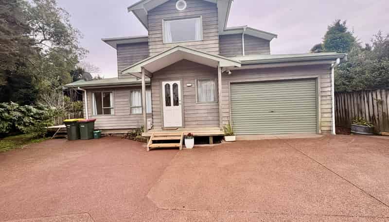 8B Fitzwilliam Drive, Torbay