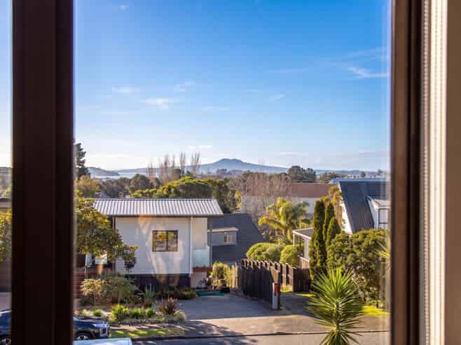 20 Dalwhinnie Parade, Highland Park