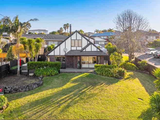 20 Dalwhinnie Parade, Highland Park