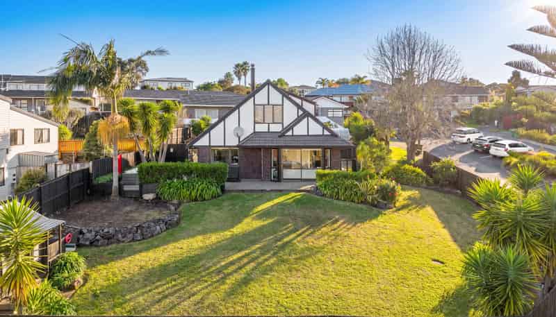 20 Dalwhinnie Parade, Highland Park