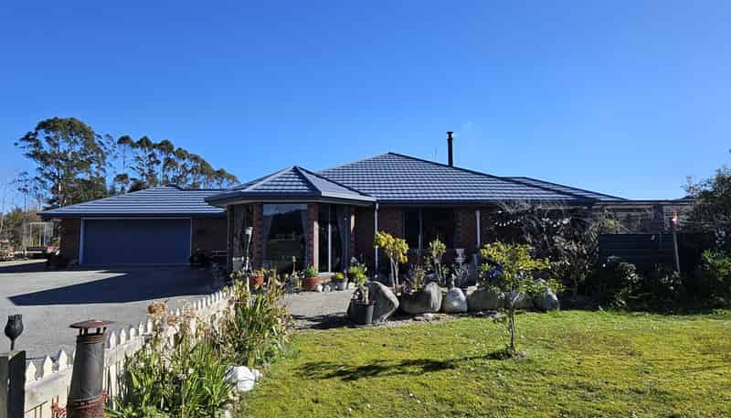 17 Gold Nugget Road, Marsden