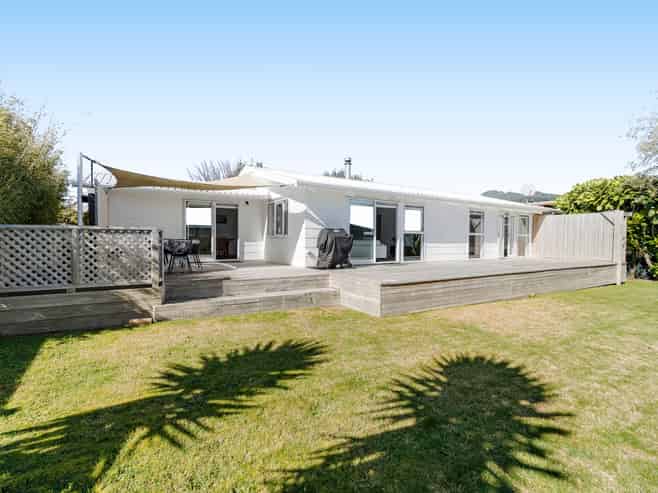 46 Donnelly Street, Oakura