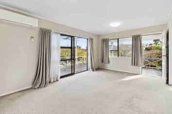 30 Murvale Drive, Bucklands Beach