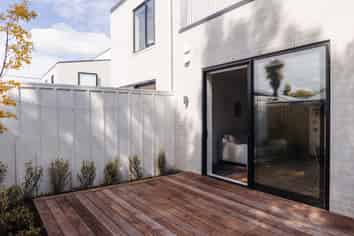 4/21 Clarence Street South, Addington