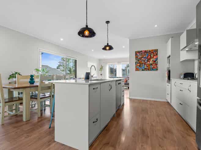 10 Blatina Drive, Kumeu