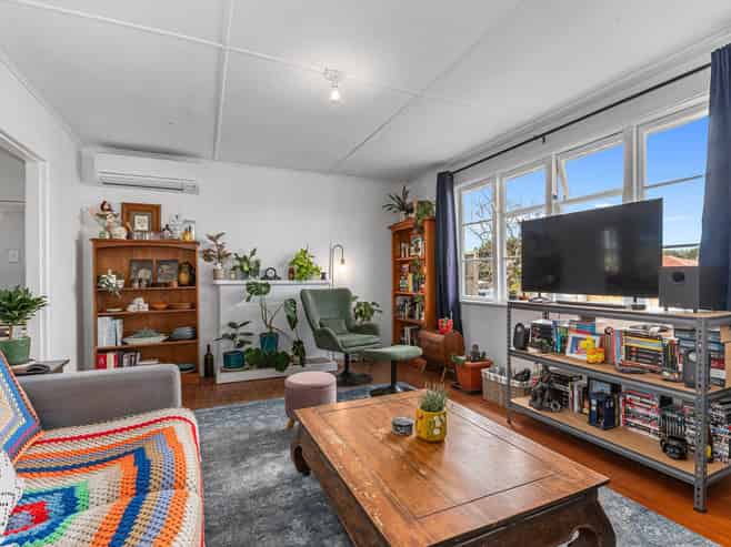 5 Pukemiro Road, Kamo