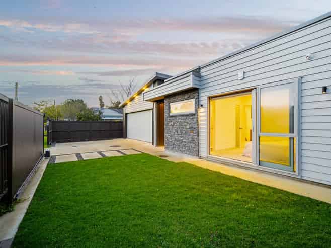 15A Elliot street, Riverhead