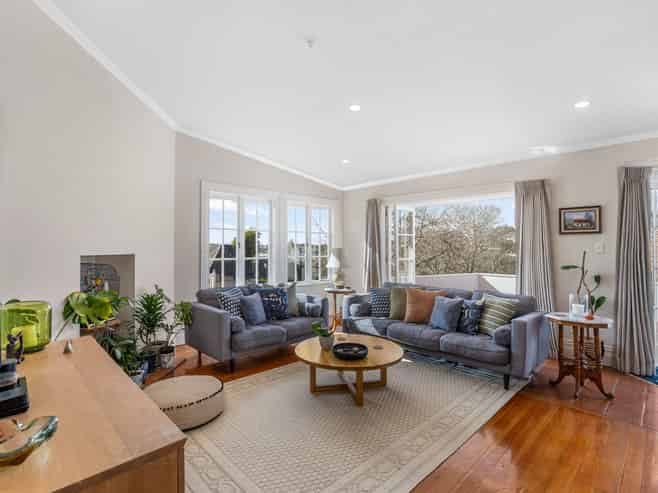 111 Bassett Road, Remuera
