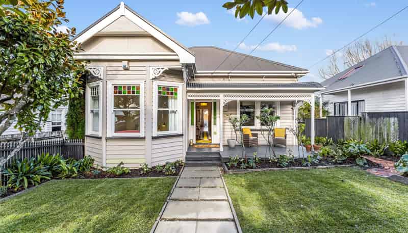 111 Bassett Road, Remuera