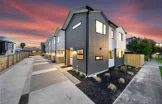 3/66 Burke Street, Addington