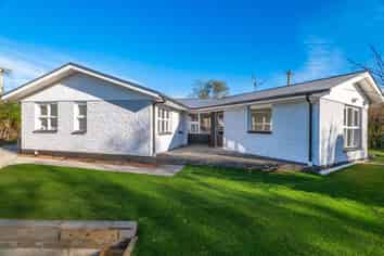 49 Torquay Place, Bryndwr