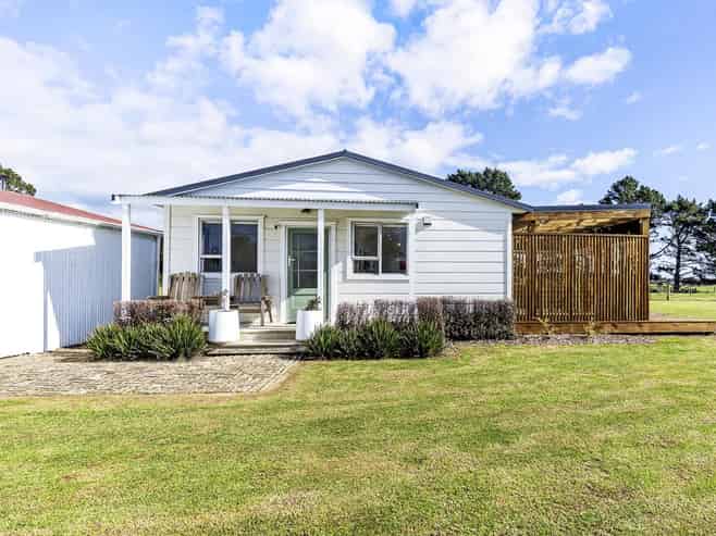 382 Smart Road, Hillsborough