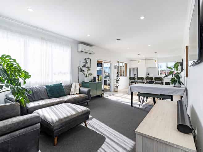 382 Smart Road, Hillsborough
