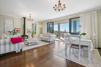 434 Whangaparaoa Road, Stanmore Bay