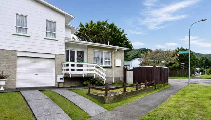 1 Kumeroa Grove, Wainuiomata