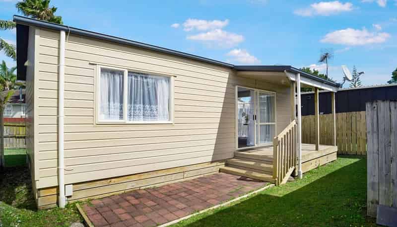 8A Vanden Place, Henderson