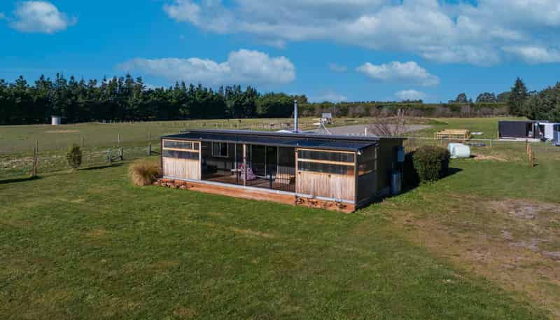 811 Woodstock Road, View Hill