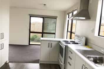 2a Portal Crescent, Beerescourt
