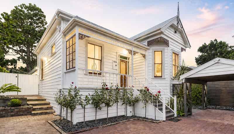 3 Leslie Avenue, Sandringham