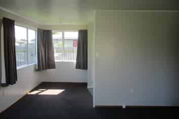 2/177 Tremaine Avenue, Westbrook