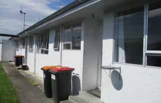 2/177 Tremaine Avenue, Westbrook