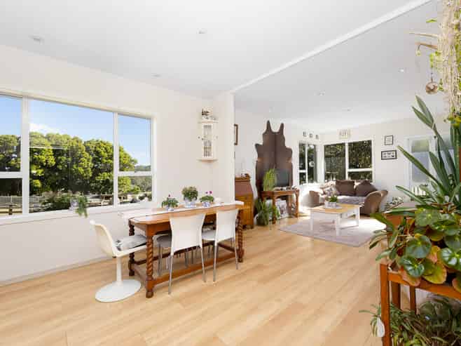 116 Chamberlain Road, Massey