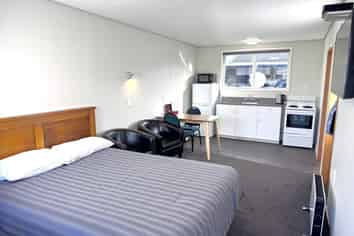 Classic Kiwi Motel Lease Opportunity in Gore